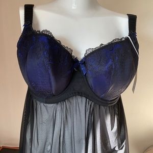 Brand New with tags Elomi babydoll.